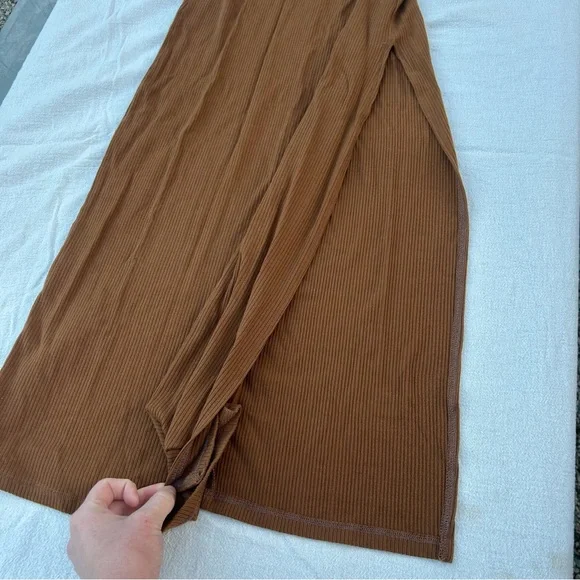 Reformation Diletta Dress, Ribbed Bodycon Dress, Summer Party - Picture 9 of 10